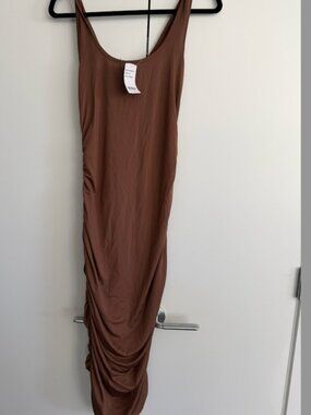 SBetro Chocolate Brown Ruched Midi Dress NWT Size Medium